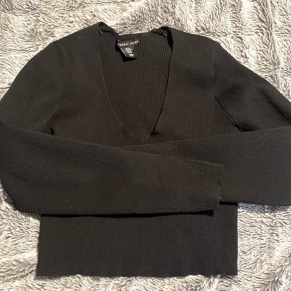 Sinserly jules v neck